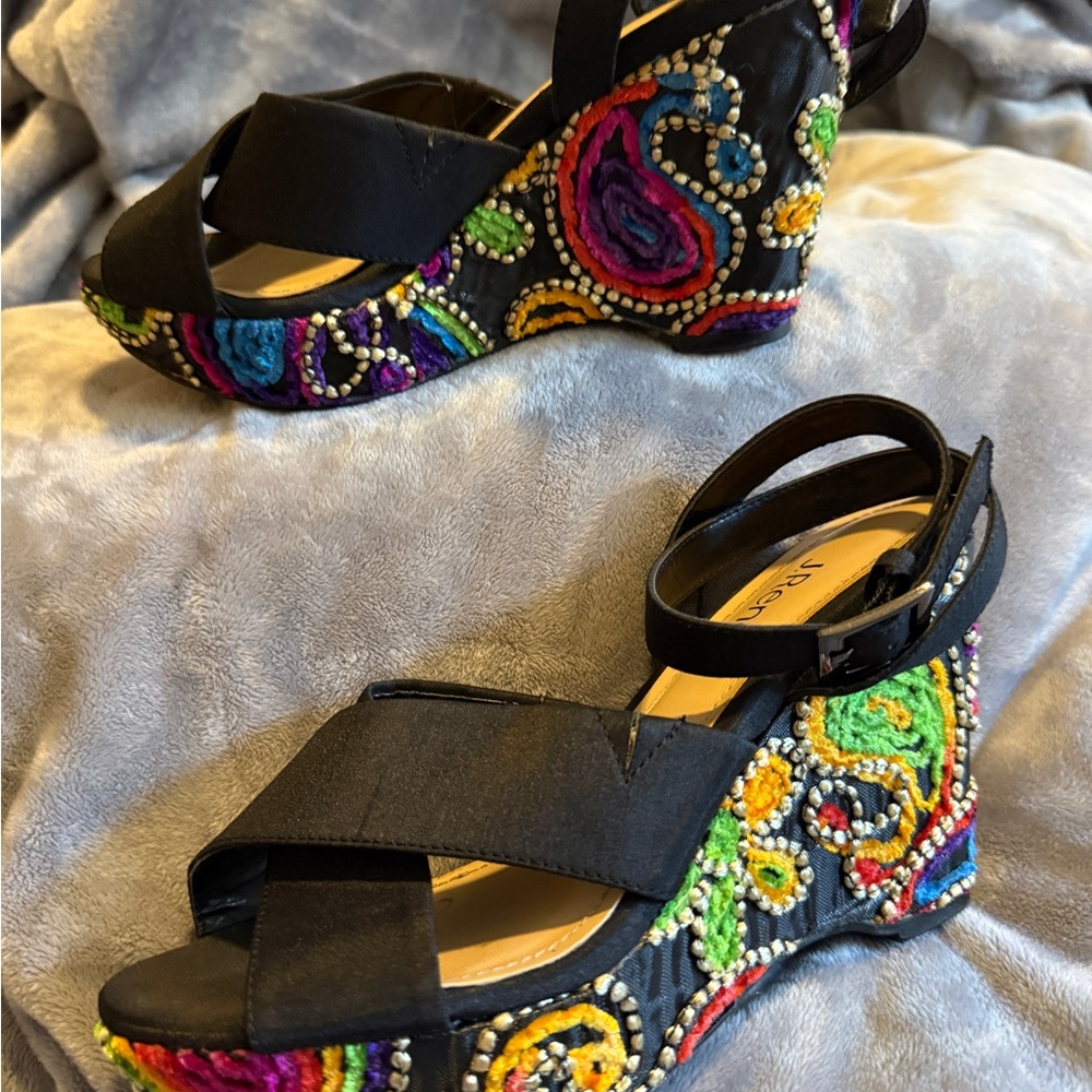 J Renee Viollette Wedge Sandals Boho Embroidered Ankle Strap Size 7.5M